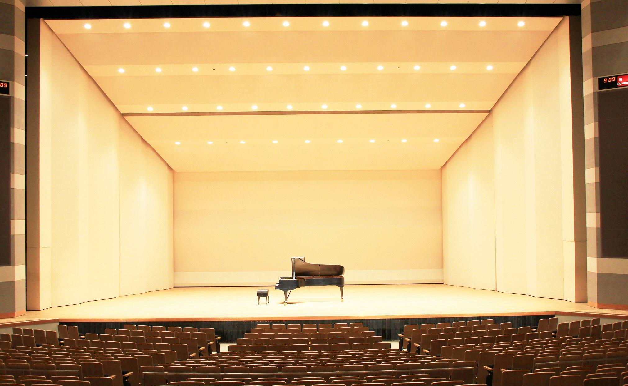 Mozart: “Die Zauberflöte” (Sarastro)